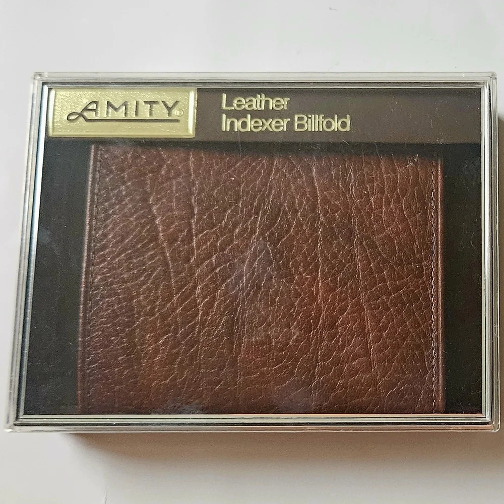 Men's Vintage BillFold Wallet, Cowhide Leather by Amity, Made in the USA